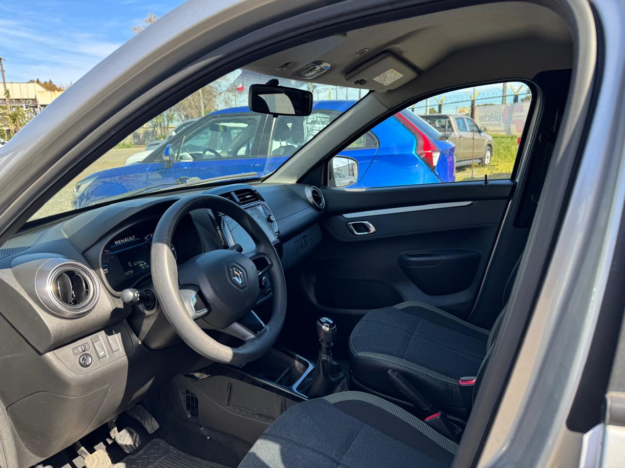 Renault Kwid 2023 Bencinero 4x2 - Imagen 8