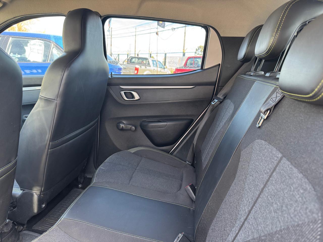 Renault Kwid 2023 Bencinero 4x2 - Imagen 12