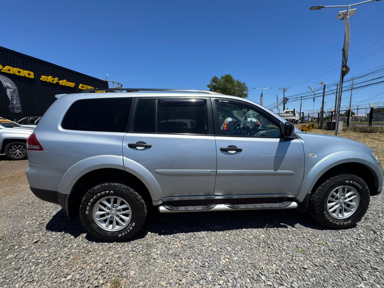 Mitsubishi Montero Sport G2 Full Mecanico- 2016 - Imagen 15