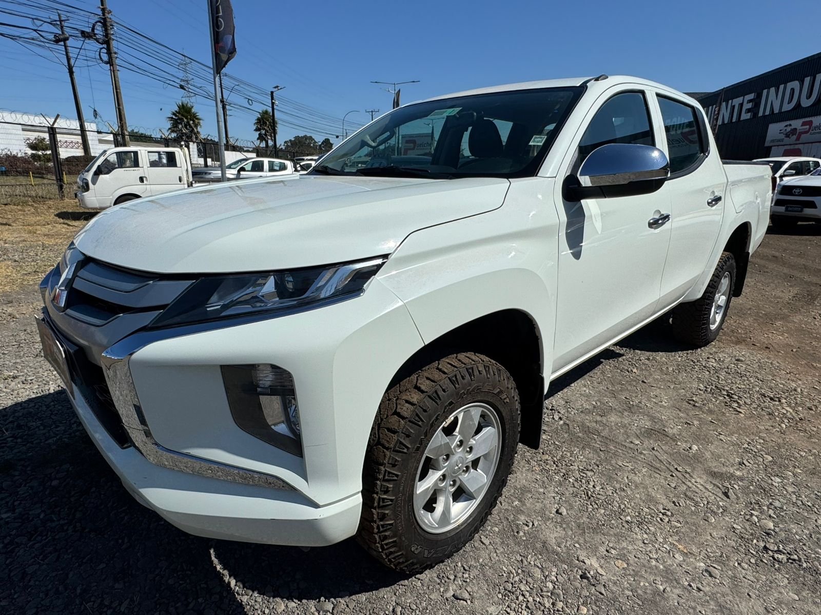 Mitsubishi L-200 Full-Mecanica 4×4 2022 - Imagen 4