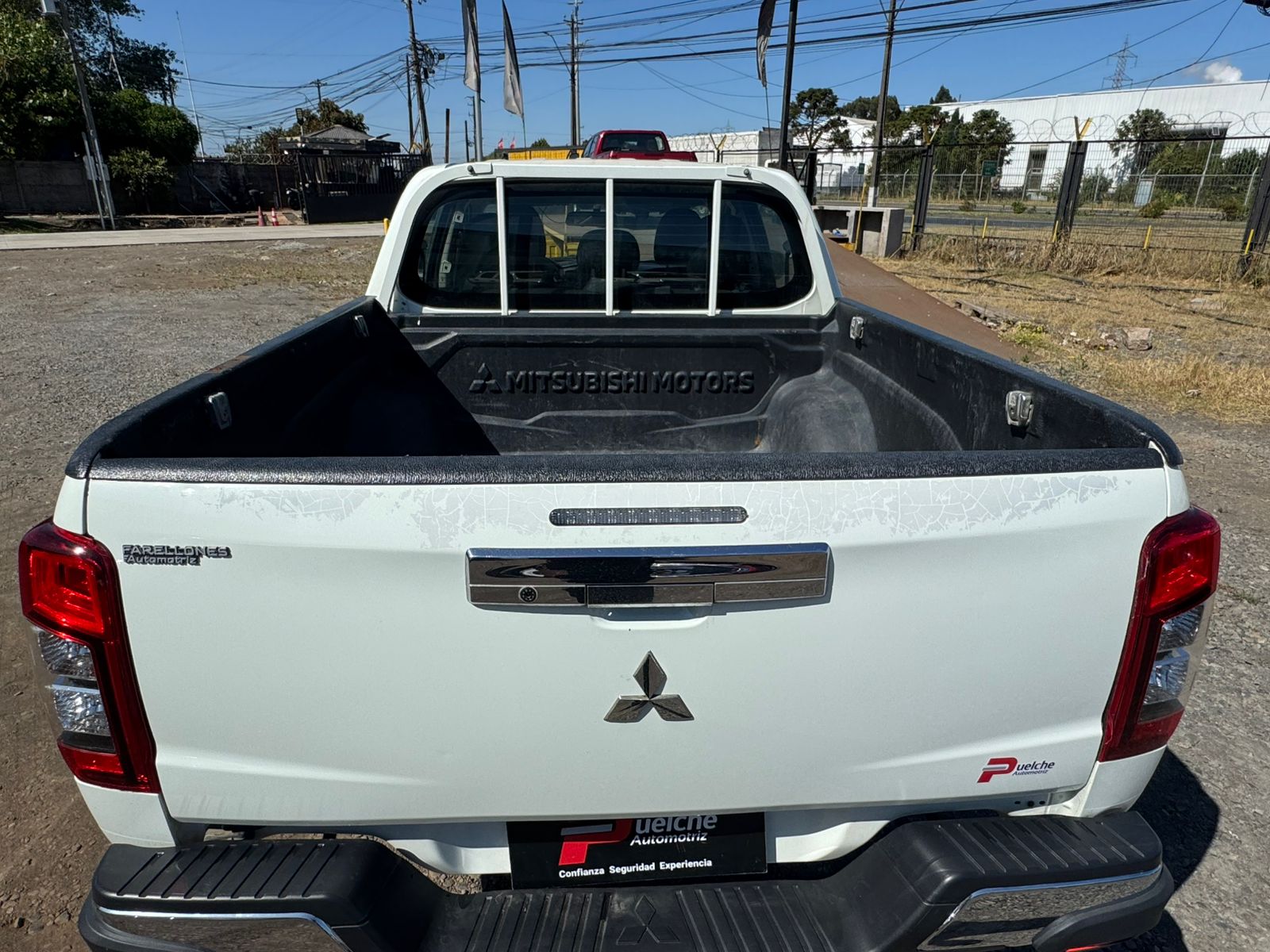 Mitsubishi L-200 Full-Mecanica 4×4 2022 - Imagen 17