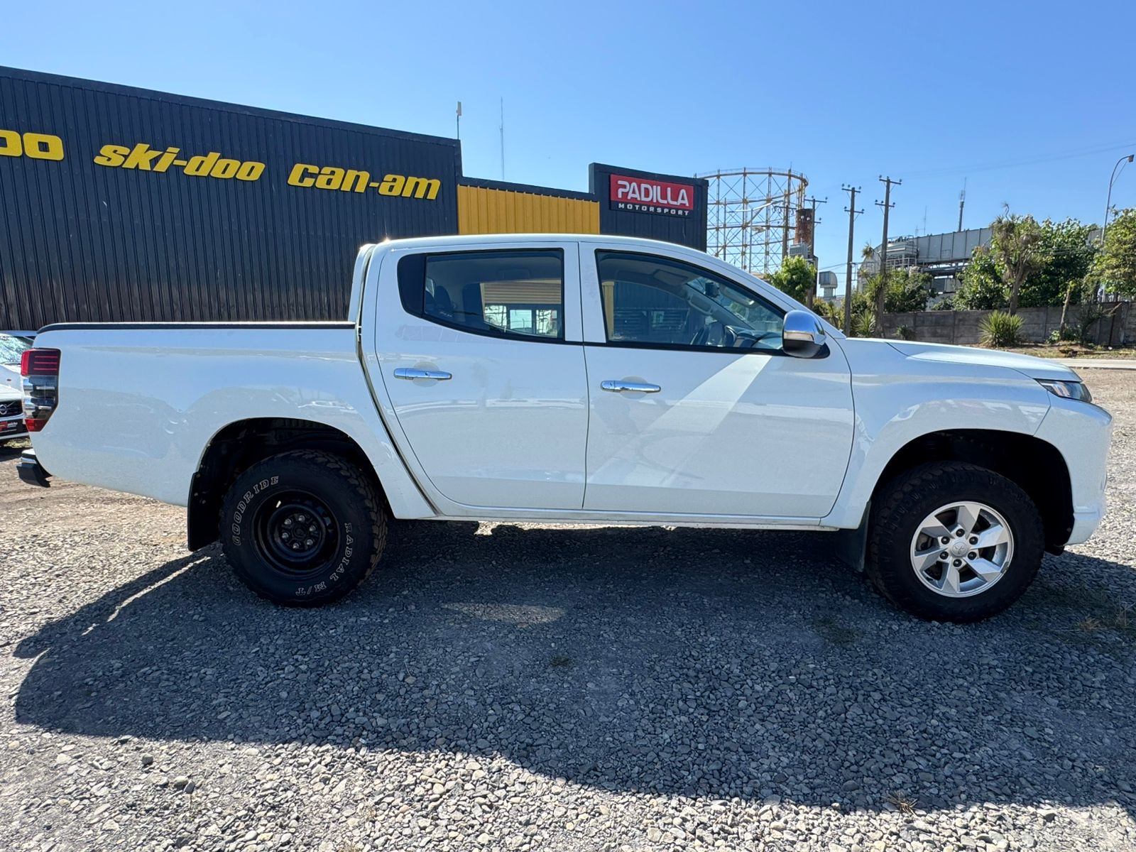 Mitsubishi L-200 Full-Mecanica 4×4 2022 - Imagen 14