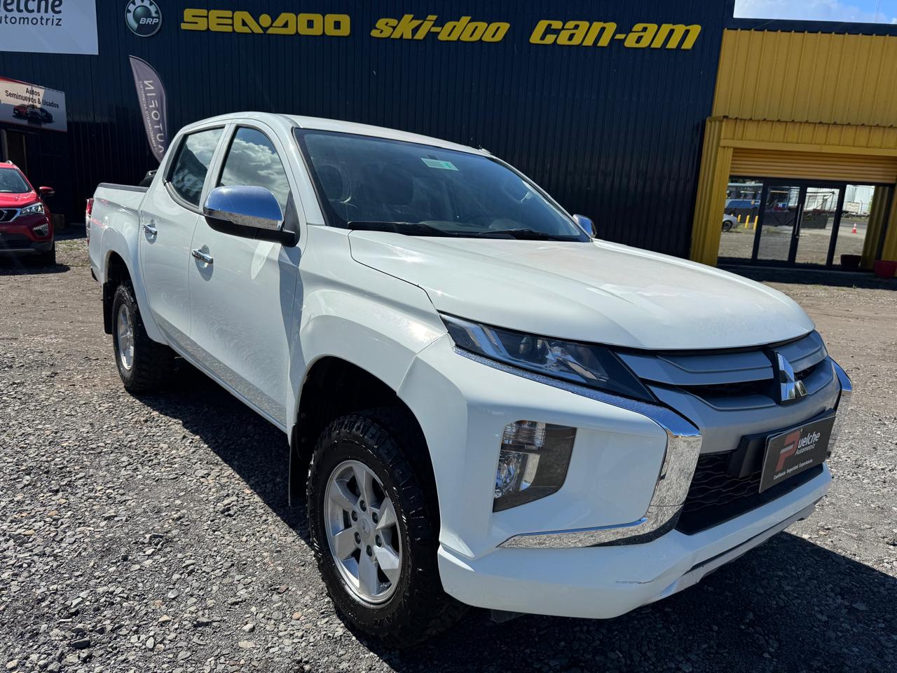 Mitsubishi L-200 Full-Mecanica 4×4 2022 - Imagen 2
