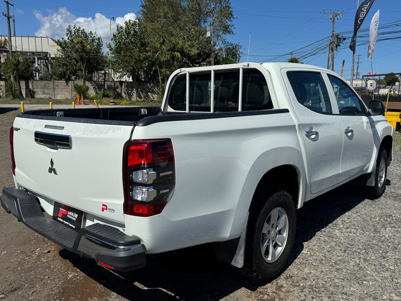 Mitsubishi L-200 Full-Mecanica 4×4 2022 - Imagen 11