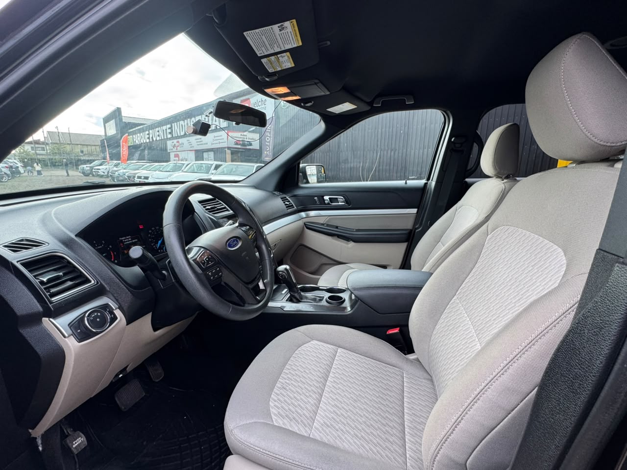 Ford Explorer Full-Automatica Año 2020 - Imagen 12