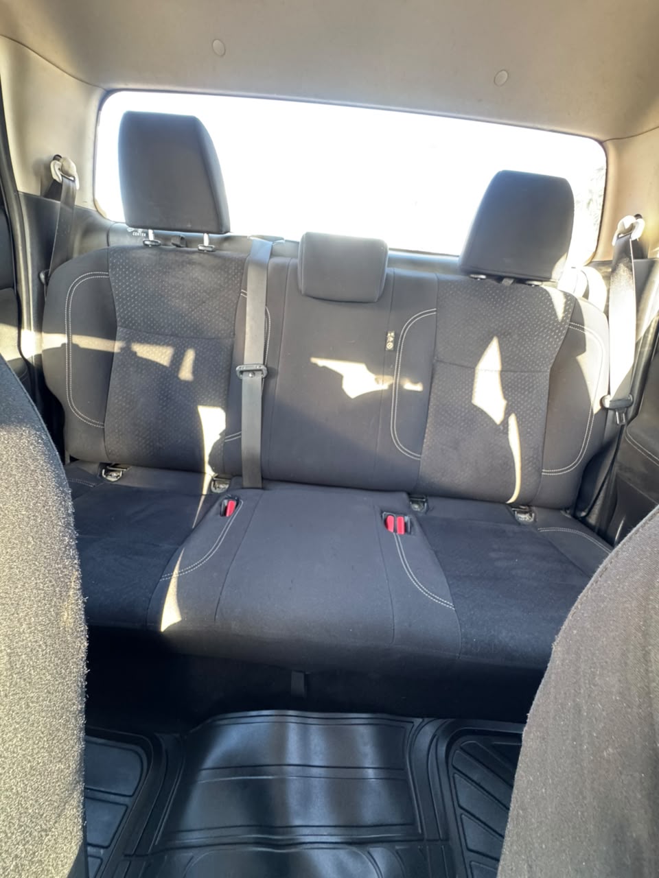 NISSAN NP300, Full Mecánica, Año 2020 - Imagen 9