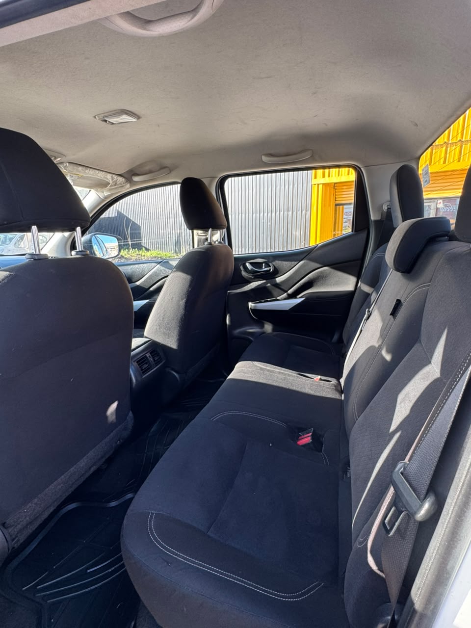 NISSAN NP300, Full Mecánica, Año 2020 - Imagen 8