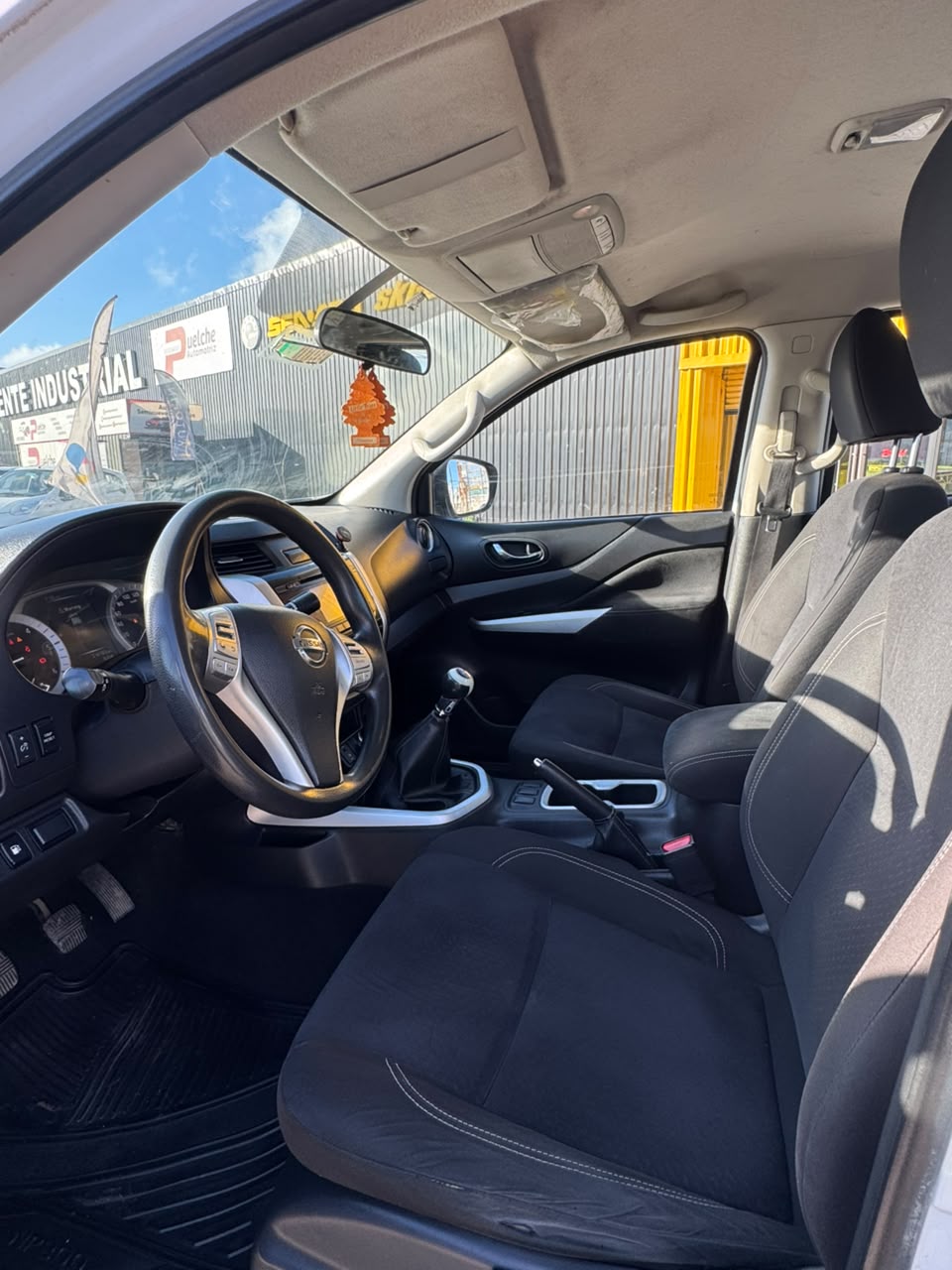 NISSAN NP300, Full Mecánica, Año 2020 - Imagen 6