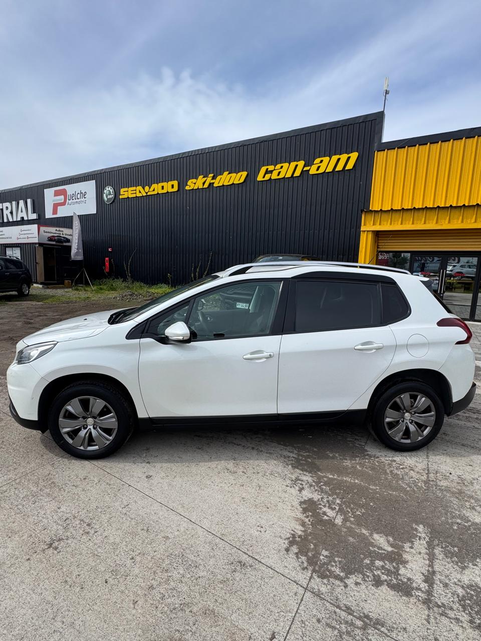Peugeot 2008, Full-Mecánico Año 2018 - Imagen 3