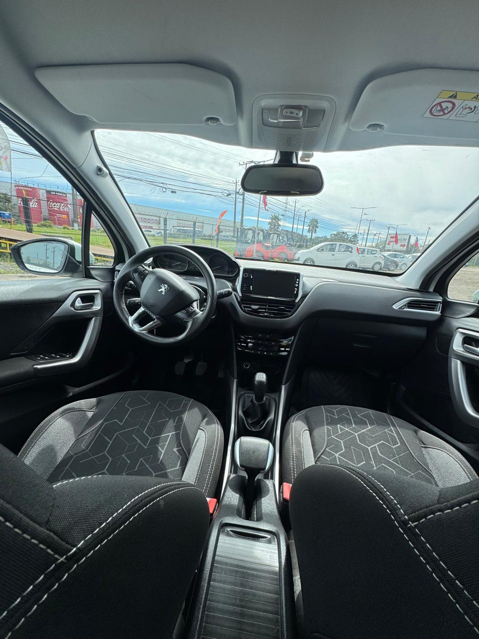 Peugeot 2008, Full-Mecánico Año 2018 - Imagen 13