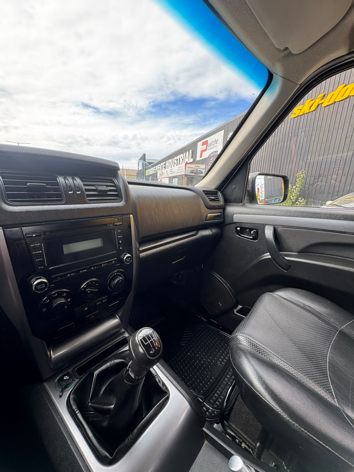 Mahindra PikUp,Full Mecánica, Año 2019 - Imagen 7